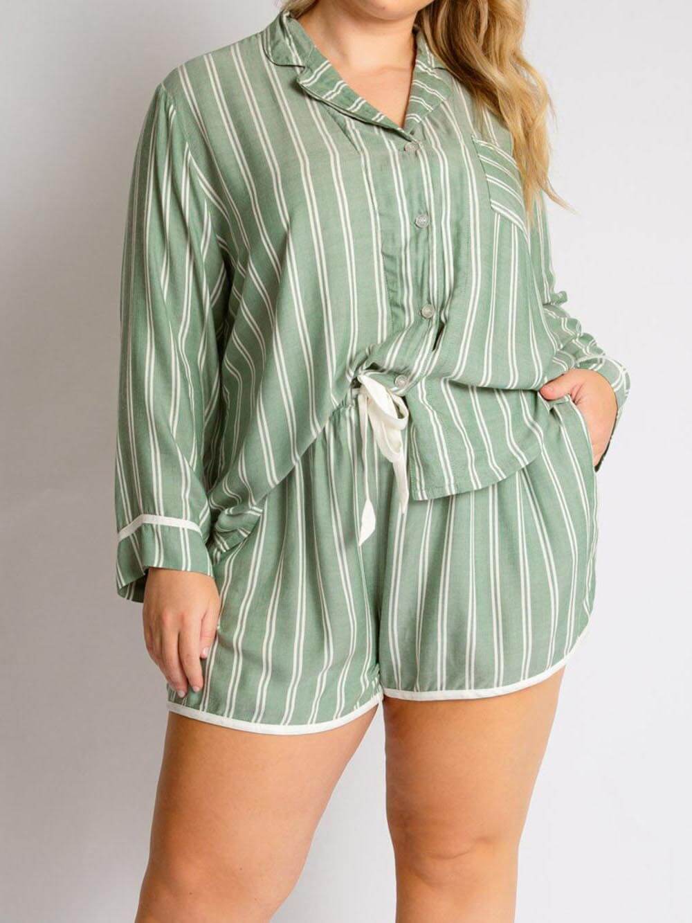 LYDIE – ENSEMBLE DE PYJAMA ET SHORT DÉCONTRACTÉ