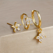 MANON – SET DE BOUCLES D’OREILLES 3 FLEURS