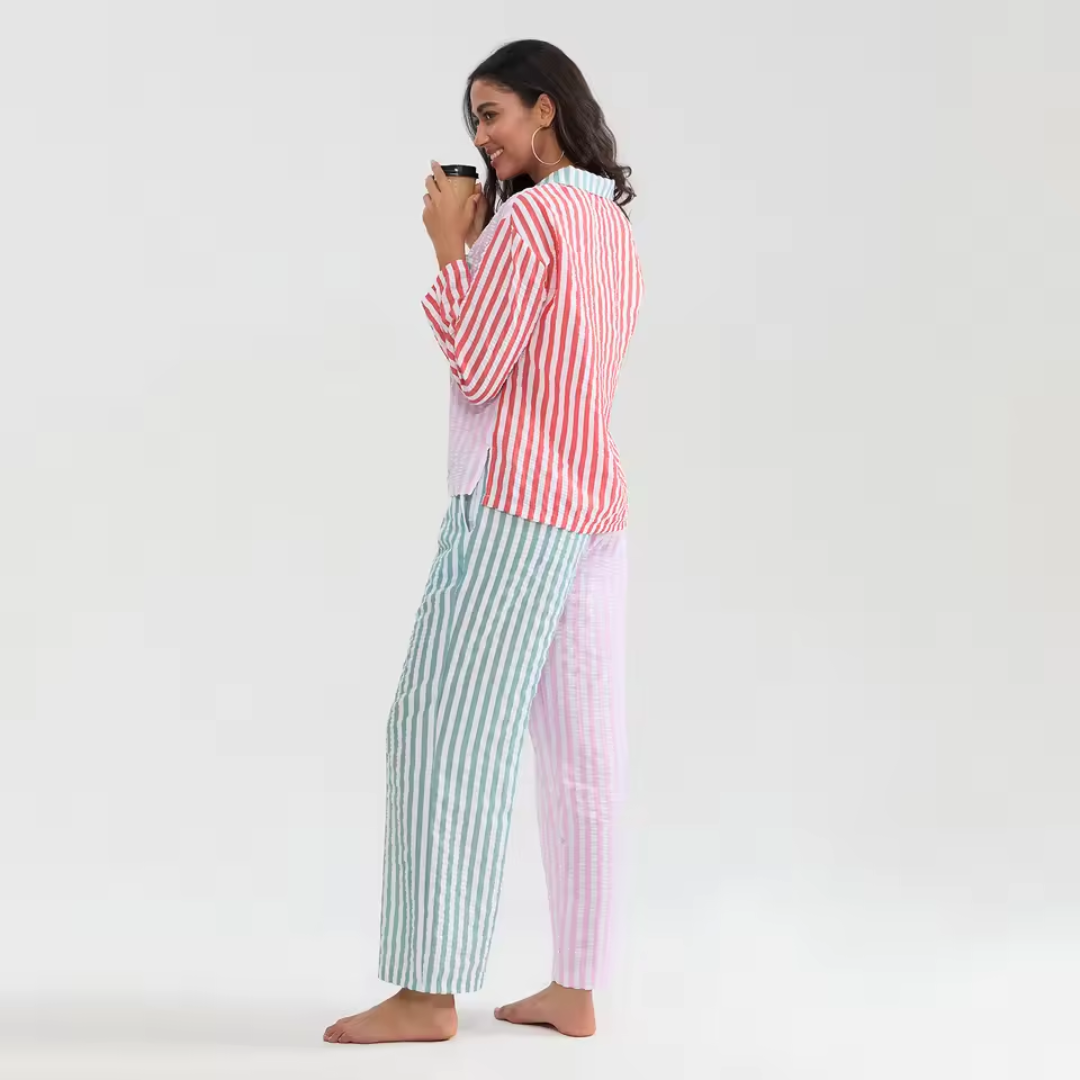 MADELEINE – ENSEMBLE DE PYJAMA À RAYURES MODERNES