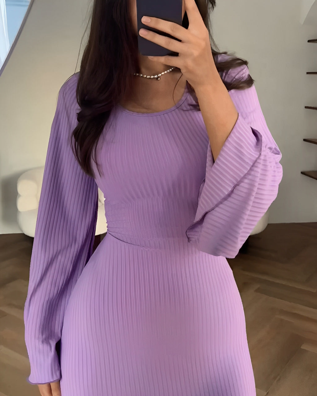 ZÉPHYRINE – ROBE MODERNE EN TRICOT À MANCHES LONGUES