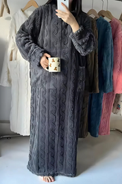 Kendra_Gris2