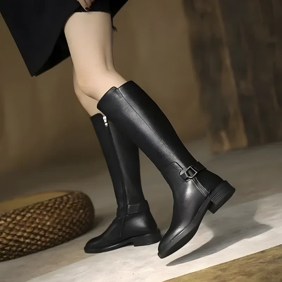 LÉONIE – BOTTES EN CUIR CLASSIQUES AVEC BOUCLES