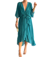 Robe en mousseline de soie à col en V